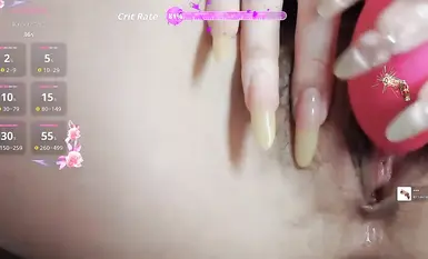Beanie- Stripchat