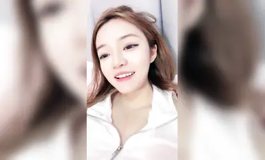 【新人試新貨】讓人垂涎三尺的極品御姐頂級魅魔拉了閨蜜下海倆人輪流操到噴水掐脖子扇耳光腳踩臉 (2)