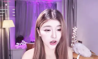 小野貓KIKI氣質美女主播，直播舌舔口爆自慰，淫盪反差美滋滋！ (1)