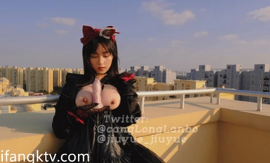 【极品女神❤️重磅核弹】极品巨乳女神WisdomZ『酒月』最新私拍甄选 调教性爱巨乳