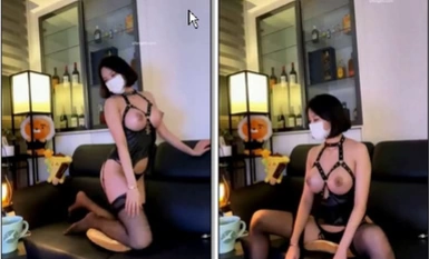 Extremely contrasting bitch beautiful mature woman hanging bell big tits living room show body black silk flesh this body make people want to die.