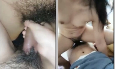 Ang aking pinsan at ang kanyang pinsan ay nagse-sex araw-araw sa baryo kapag wala ang kanilang mga magulang sa bahay ay talagang magaling maglaro, ngunit ang nakababatang kapatid ay masyadong mahiyain at ayaw ipakita ang kanyang mukha at makipag-usap.