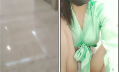 氣質小姐姐商場廁所露出,開檔肉絲勾引停車場保安大哥摸B,大哥激動的摸不舍得松手.
