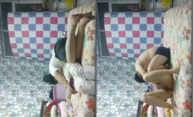 【大内密探008】再去良家骚女家操 逼，拔下内裤扣穴，后入猛撞，搞得受不了又很爽