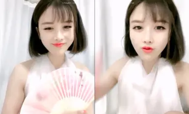 The new sea classical beauty nymph [Mini Princess] breeze jade fan, elegant leakage of milk pick pussy, tight pink tender small pussy