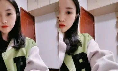 高冷气质颜值美女！新人下海很直接！脱下裤子掰穴看，多毛小穴特写，骚逼看着非常紧致