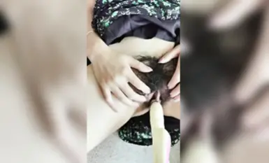 【淫妻性愛 完美露臉】極品御姐『美寶尤』最新激情性愛 野外啪啪忘情口交車震 人妻一臉陶醉的吃嘬舔裹老公的肉棒 (4)