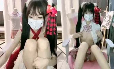 Loli, một học sinh trung học trong trường [Li Jiang không thích rau] đã nâng mông nhỏ lên và thủ dâm ~! (2).