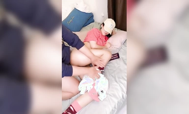 【極品淫妻 瘋狂綠帽】蜜桃臀超淫妻『青青』古裝民國風女友的淫盪小穴必須內射抽插才能滿足 (2)