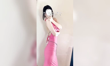 Nữ thần nổi tiếng trên mạng loli mạnh mẽ theo phong cách Douyin nhảy khỏa thân + quan hệ tình dục + phơi bày + cây sim nhiểu đen + ngực đẹp + bánh kem + âm hộ hồng, xem một lúc là vui (102)