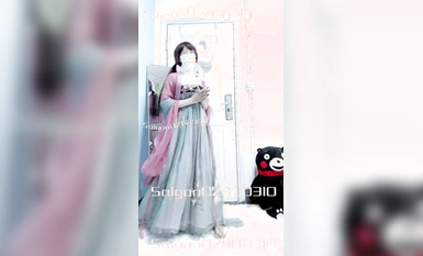 Ang nangungunang nude dance goddess ng Twitter na si "Xiao Jian" ang pinakabagong sexy customized na nude dance na pribadong shoot na may iba't ibang palitan ng damit, sobrang cute, kaakit-akit, magagandang suso at malambot na puki sa high d