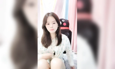 【最幸運的幸運】反差御姐~!!通話中~道具自慰~狂噴水~！ (22)