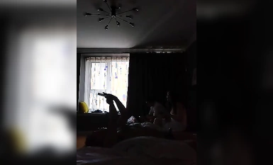 "Baidu Cloud Leak" Dinala ng cuckold na asawa ang kanyang busty na asawa sa isang malaswang 3P party at nagkaroon ng magandang oras (24)