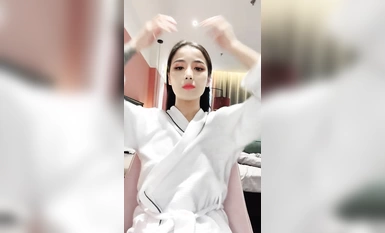 Berat! dewi teratas! Sangat cantik~[Amaran Jantung] Dia telah disetubuhi gila sebaik sahaja dia memasuki laut! Melancap gila~~~! ~ (3)