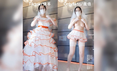 《精品❤️福利分享》抖音快手推等全網同名極品網紅嫩妹Naimi奶咪快樂性福的新娘極品饅頭嫩逼戴肛塞同框反差裸舞2K原畫2