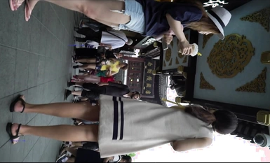 แหล่งรวมสาวงามแห่ไปตามห้างสรรพสินค้า ถนนคนเดิน เพื่อซื้อกระโปรงสาวหลากสไตล์ (62)
