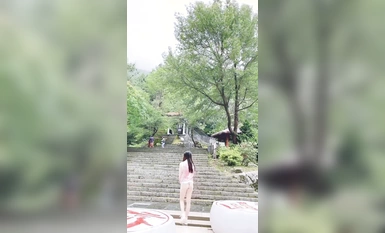 최고의 노출 아티스트 인 나나는 이제 최신 미친 노출을 과시하고 있습니다. 그녀는 마치 남자의 땅에없는 것처럼 길을 걸으며 사람들 앞에서 온갖 종류의 물건을 과시 할만큼 대담합니다 (7).
