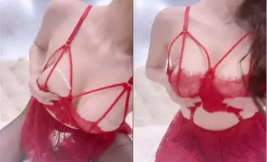 พล็อตเรื่องใหม่ล่าสุดของเทพธิดายอดนิยม "หยางเฉินเฉิน" เป็นมุมมองบุคคลที่หนึ่งขนาดใหญ่ของหน้าอกที่สวยงามและช่องคลอดเซ็กซี่ในกระโปรงสีแดงและถุงน่องสีดำรุ่นความละเอียดสูง 720P