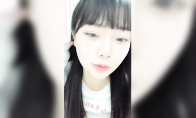 최고 얼굴 값 미소녀 [어린 이빨] 충전 실, 외모 순수 단, 대규모 자위, 가짜 수탉 점프 계란 라운드를 입고 메이드 복장 흰색 스타킹 착용