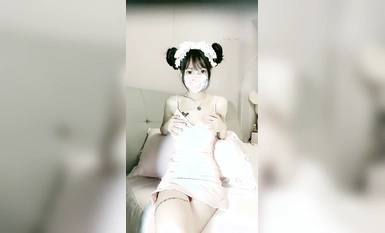 極品小仙女~【梨醬】道具狂插~白漿直流~爽~！~ ~~！ (2)
