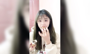 新人！女神簡直美到犯規~【小臭寶】揉穴自慰！精都射絕了~ (3)