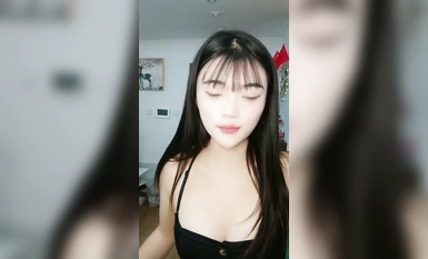 新人！清純校花被幹了~【瑤瑤】無套內射~深喉到干嘔~爽~ (1)