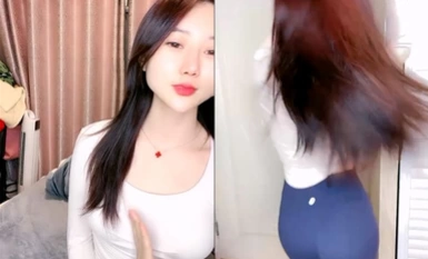 매우 아름답습니다! 넷플릭스 다리 모델 여신! 타이트한 바지 옷을 벗는 유혹, 윗다리 진동기 후방 진입, 오빠에게 삽입, 신음하는 걸레 단어를 끊임없이 비명을 지르는 파도