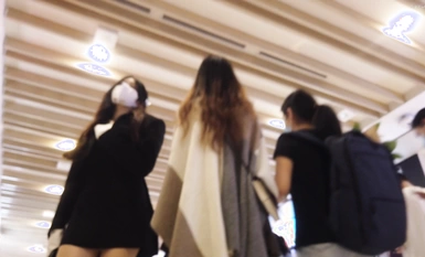 EVE原創 極品S氣質妹子女神級別 很騷氣 長西服外套下裙子褲子都沒穿 性感窄內 超清4K原版