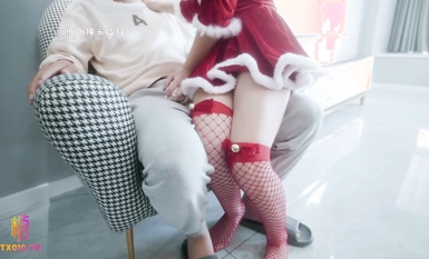 最新超人氣爆乳貌美少女▌小桃醬▌聖誕嫩模の約拍精喜 上頭濕暖蜜道 口爆女神濃郁鮮汁