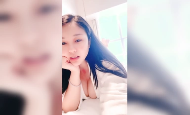爆乳肥臀性感尤物！顏值美女的誘惑！撩下內衣露大奶，多毛騷穴掰開，嬌喘呻吟好聽