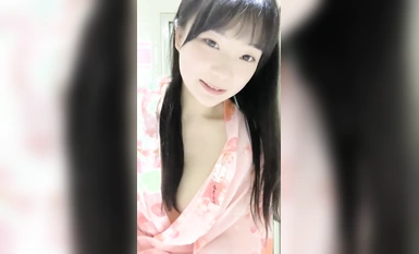 สาวสวยบริสุทธิ์บนเพดาน! ชุดเมดหวานมาก! ขนาดใหญ่และราคาสูง ดิลโด้สอดลึกเข้าไปในตำแหน่งขี่ ท่าทางน่าพอใจ และหอบคงที่
