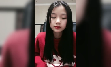 น้องสาวผู้น่ารักและอยู่ยงคงกระพันที่เกิดในยุค 00! หีสวยของ Yixiantian Mantou! เธอเลียดิ๊กใหญ่ของเพื่อนเซ็กซ์ของเธอด้วยลิ้นเล็กๆ ของเธอ ช่วยตัวเองหีของเธอด้วยสองนิ้ว และ fucks หีอ่อนโยนของเธออย่างหนัก