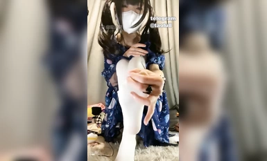 S Queen Lolita@芃芃大人人妻s dan melatih koleksi hamba lelaki (1)