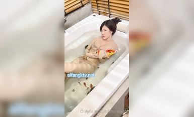 Coser selebriti internet Thailand @moiicos OnlyFans koleksi standard karya baharu (1)