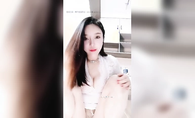 風騷抖m主播@倉木櫻子 帶著跳蛋戶外露出尺度福利秀 (1)