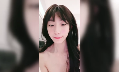 學生主播@我就是嗚崽醬 宿舍尺度福利秀 第二彈2 (9)