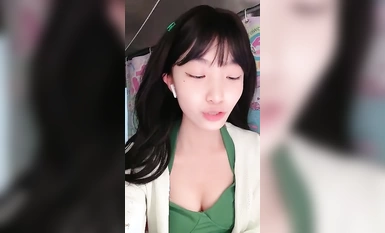 Student Anchor@我是武izaijiang การแสดงสวัสดิการหอพัก ตอนที่ 2 1 (4)