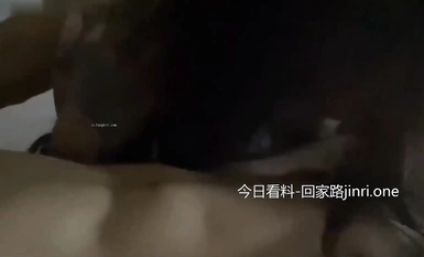 섹시 3P 비공개 촬영 [흔들기 41만 마이크로 블로그 50만 파우더] 천장 바디 최고 탑 스트림 넷 레드 [Xixi] ~ 장면 미친