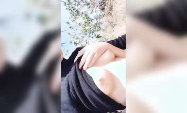 Zhen Meili menggoda orang yang lalu-lalang dan membuat mereka bergegar (1)