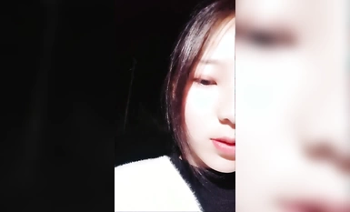 甄漂亮 學妹勾引保安大爺野戰 多場合集 (17)