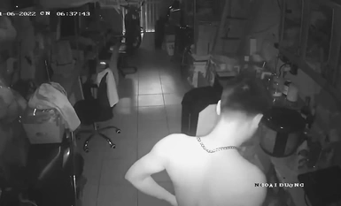 2023 최신 스트리밍 해커 집 카메라 해킹 몰래 엿보기 팝 컬렉션 콘돔없이 서있는 남동생 며느리의 보지를 조이고 며느리의 정액이 사방에 흐른다 (17)