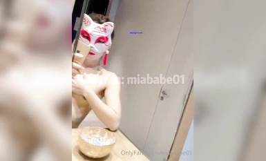 極品母狗『Cute』多人淫亂性愛轟趴 淫女與群男性愛啪啪 場面一度失控 高清 (67)
