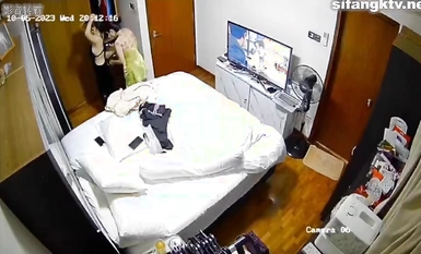 Rò rỉ mới nhất từ phòng riêng năm 2023. Hacker bẻ camera và quay lén nhiều lần việc thay đồ, tắm trong nhà vệ sinh ký túc xá của gia đình (38)