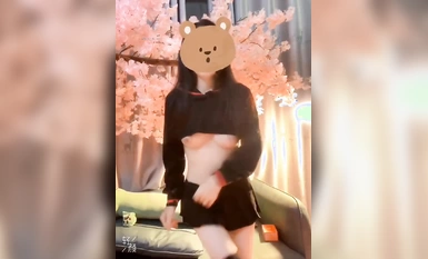 青春無敵 抖音風極品網紅嫩妹高價定製裸舞、變裝、紫薇等反差超大合集~美女如雲~有大膽露臉的 (249)