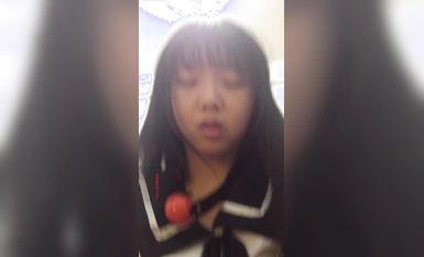 Hiển thị khuôn mặt của bạn là con đường để đi! Cô gái ngây thơ và dễ thương với đôi mắt to từ trường nghệ thuật có quá khứ đen tối được vạch trần trong phần hai ~ Ngoài đời, cô biến thành một con điếm trên giường và chơi đùa với SM Training (4)