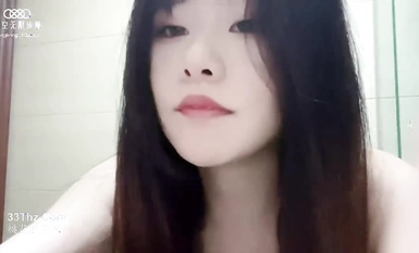 (Starry Sky Unlimited Media) (xk-22) (20230517) Mời bạn thân của bạn ở lại một lúc rồi say khướt và làm tình say đắm bên cạnh cô ấy - Yaoyao
