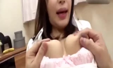 对姐姐的屁股毫无抵抗力[中文字幕]