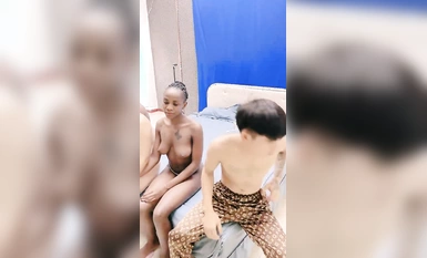 2人の19歳の女の子、【小玉スイカ白黒マッチ】22cmの巨根に交互に犯され、ドライに泣く1人は老いに苦しんでいる (8)