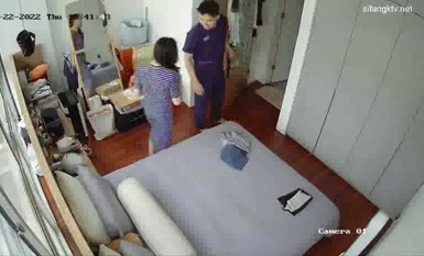 Camera nhà bị bẻ khóa và quay lén! Người phụ nữ trẻ ở nhà cô đơn và thủ dâm để giải quyết vấn đề. Chồng về, cô vui mừng như một đứa trẻ. Piece_part