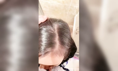 我和媽媽在衛生間操逼，媽媽說：千萬不要讓你爸爸知道，會打死我們的
